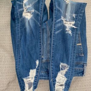 American Eagle skinny jeans